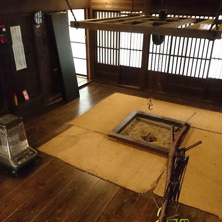 Gokayama Gassho No Sato Hotel Nanto Exterior foto